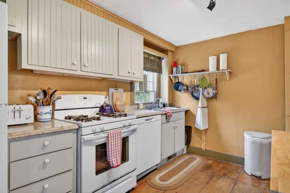 Kitchen | Country Style with Butcher Block Island & Gingham Details