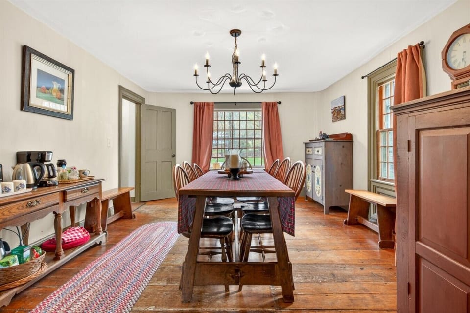 Dining Area | Farm Table | Coffee Station