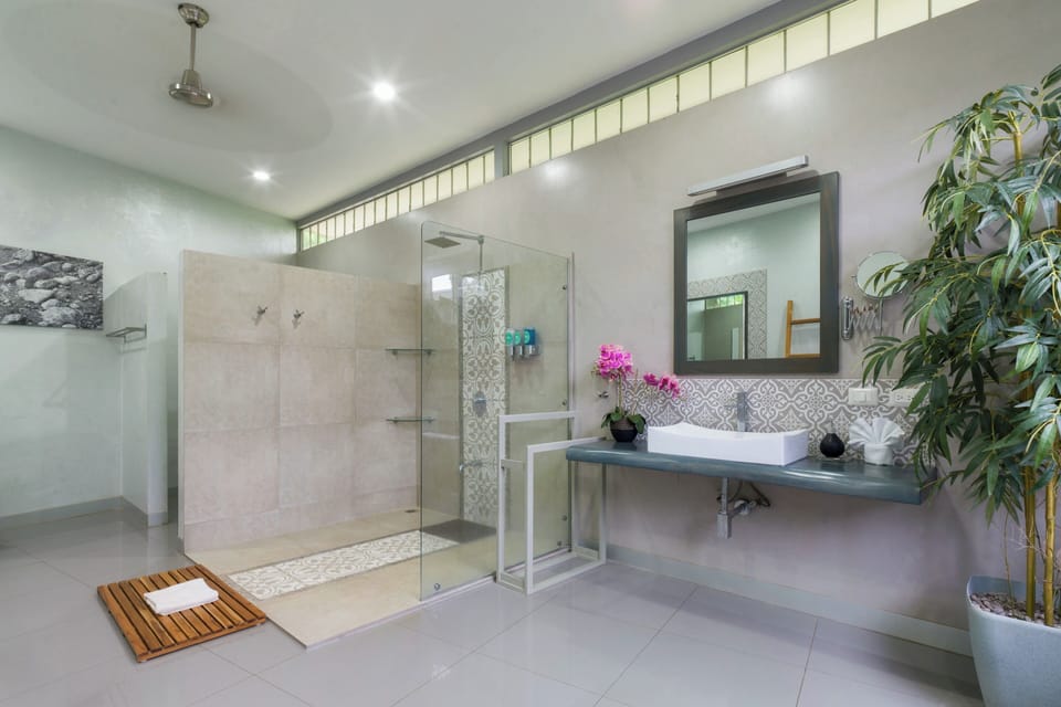 Tamarindo Bay Hotel & Apartments- Self Check In, Adults Only Hotel in Tamarindo