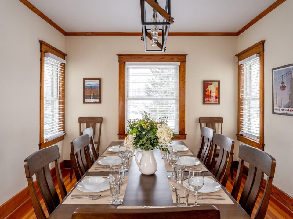 Dining room table with seating for 10