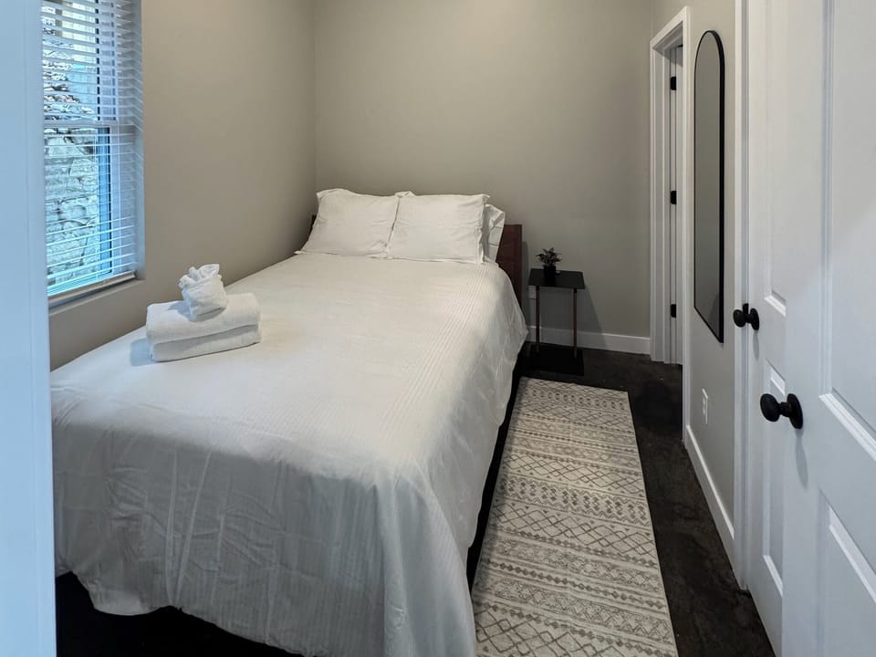 Queen size bed