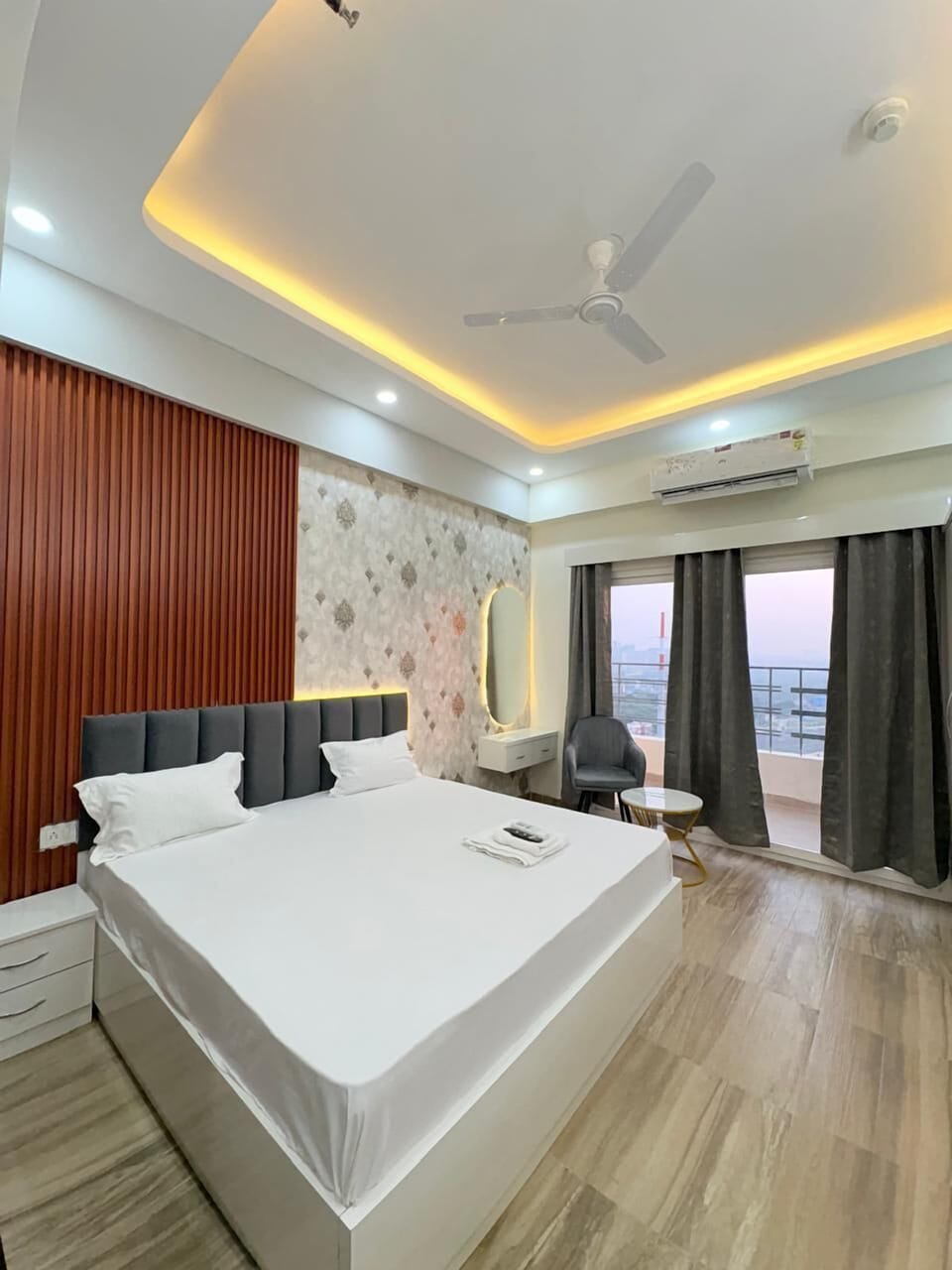 Premium Room, City View | Desk, laptop workspace, blackout drapes, iron/ironing board