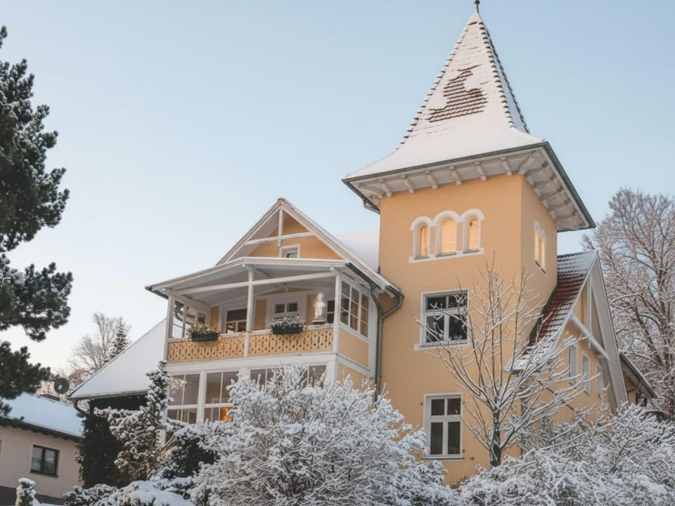 Holiday Home Exterior [winter]