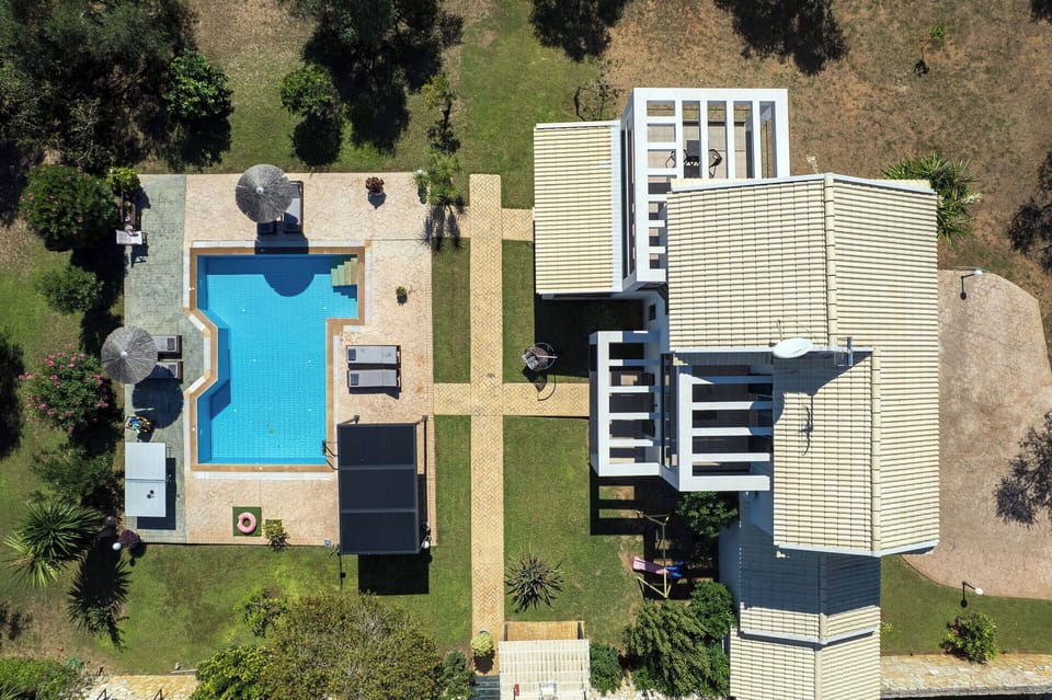 Garden, Pool, Scenic View