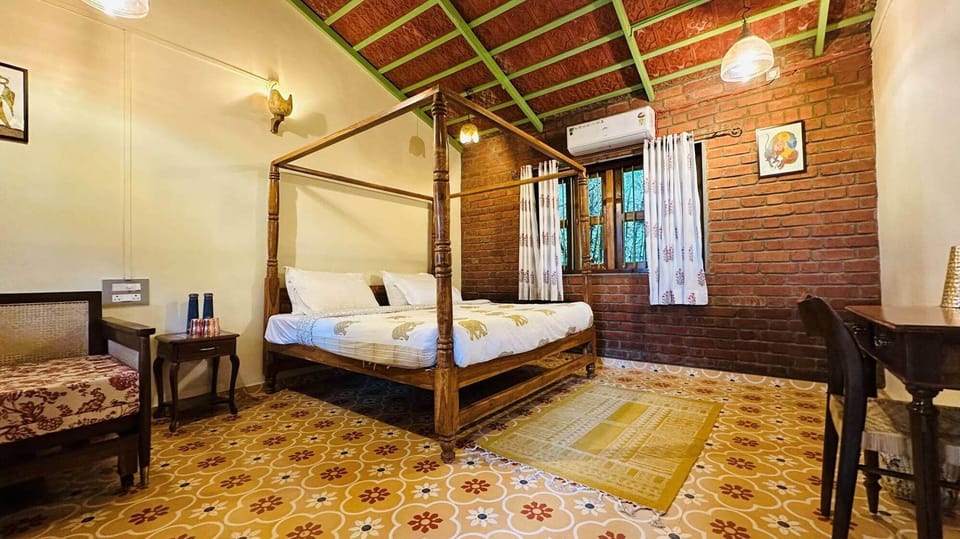Deluxe Double Room, Garden View | Laptop workspace, soundproofing, WiFi (free)