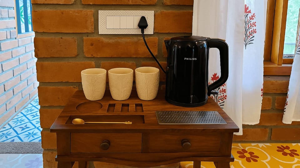 Deluxe Double Room, Garden View | Laptop workspace, soundproofing, WiFi (free)