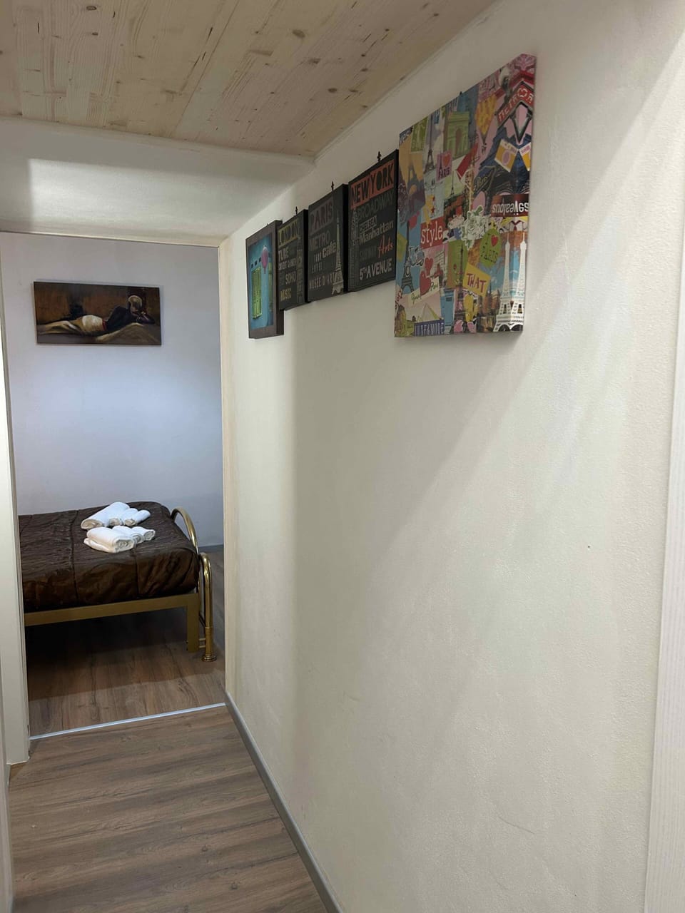 Luxury Room | Desk, laptop workspace, soundproofing, free WiFi