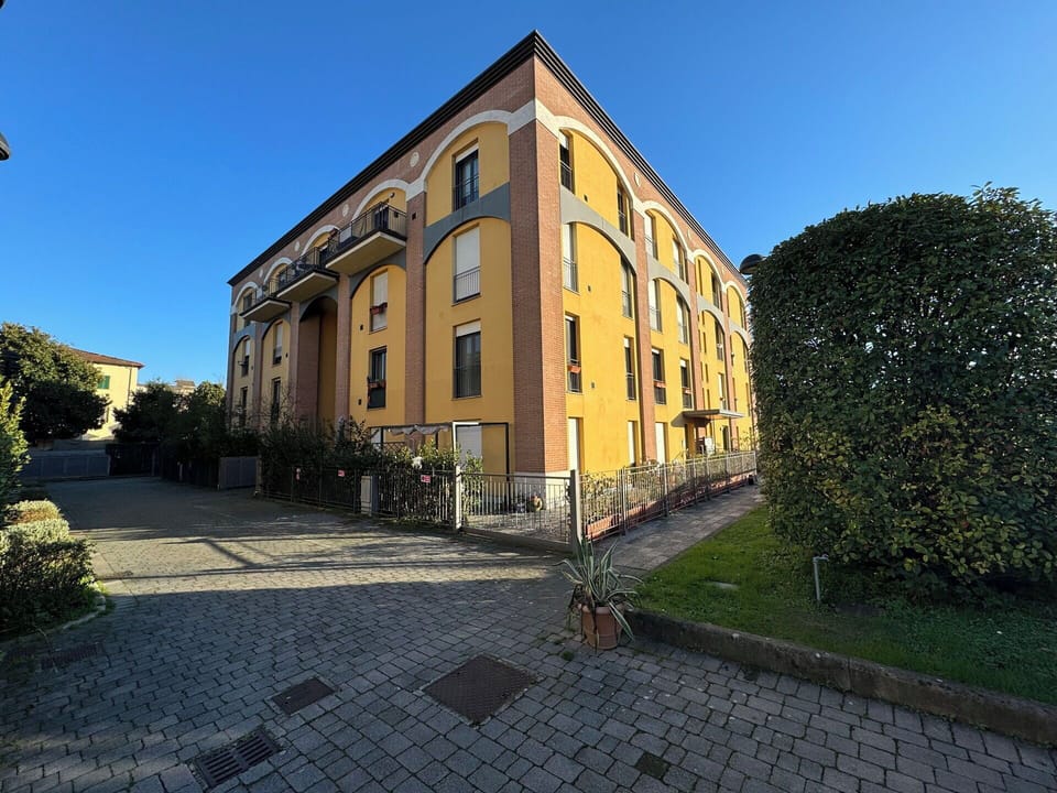 Apartment, Balcony