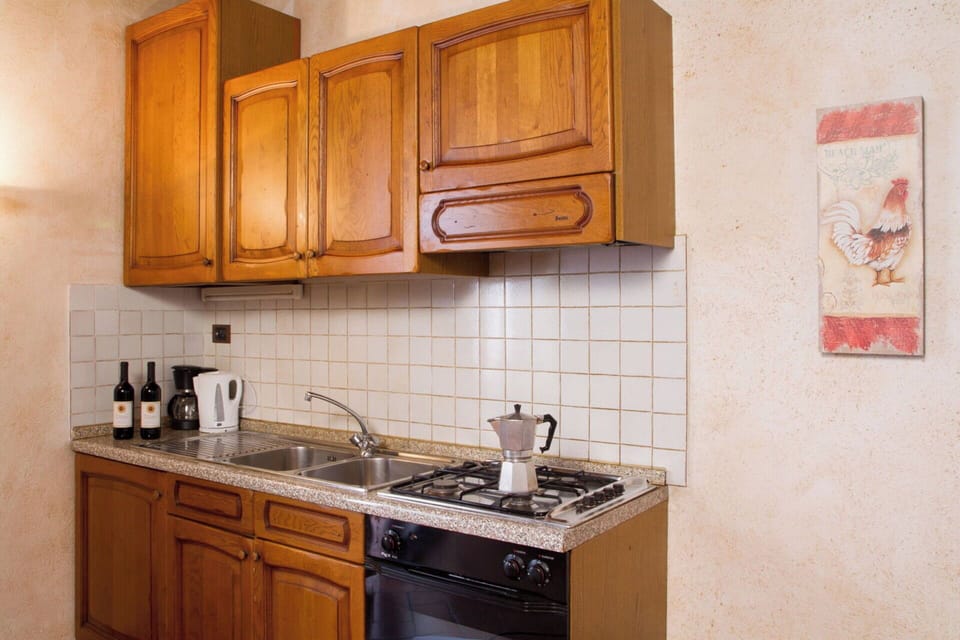 Autumn, Kitchen, Spring, Summer