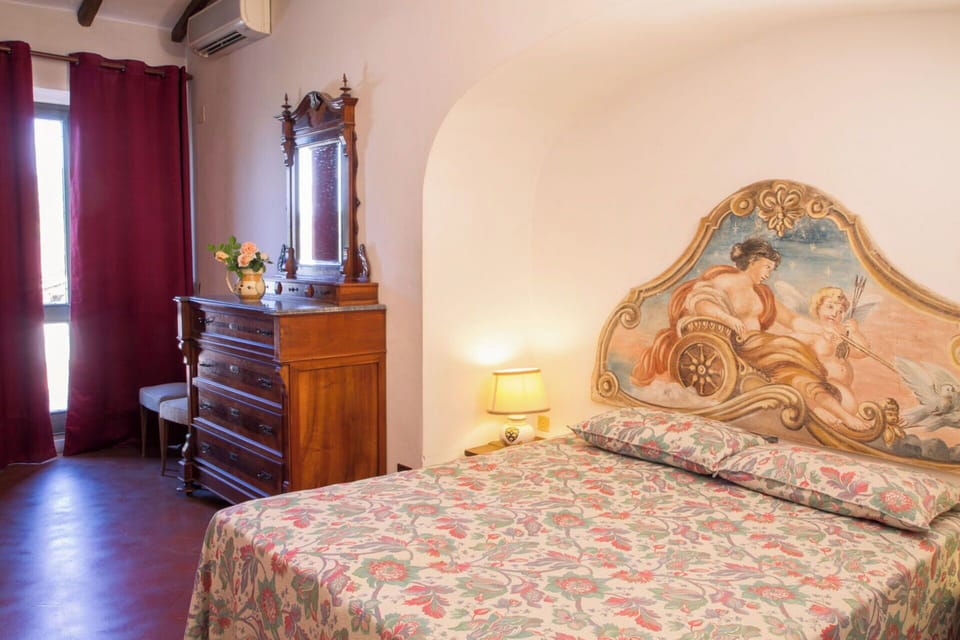 Autumn, Bedroom, Spring, Summer