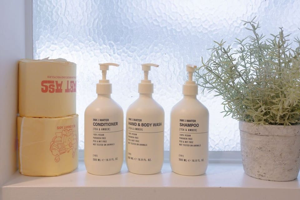 Bathroom amenities