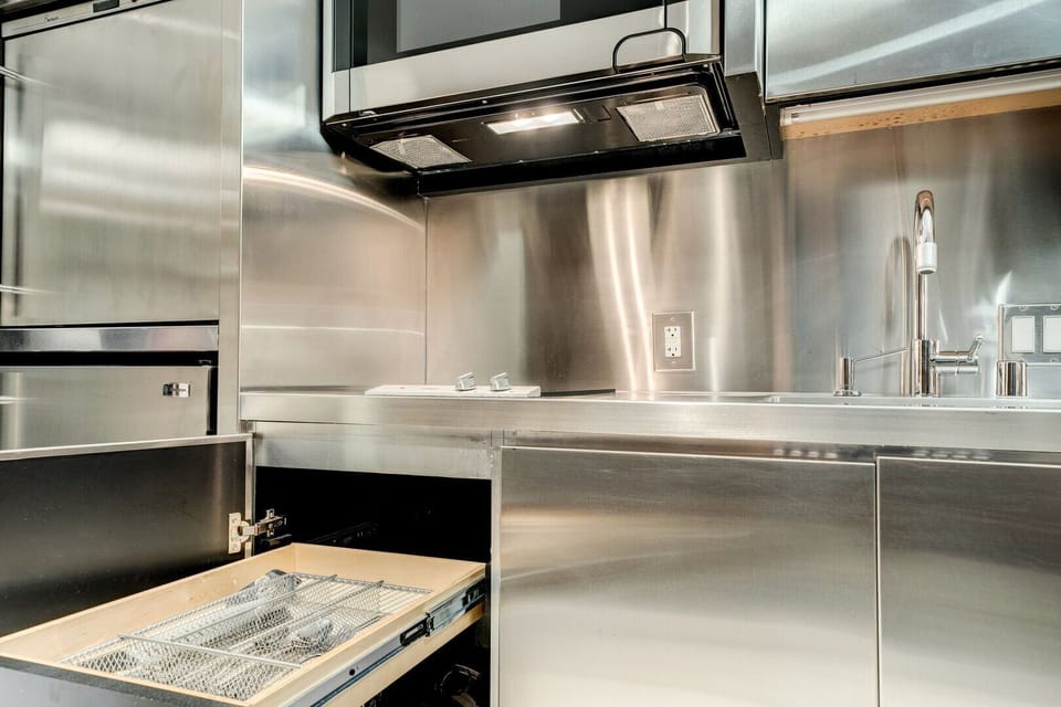 Fully Stocked Kitchenette