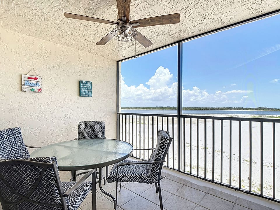 Life is Better at the Beach! Wake up to this amazing view!