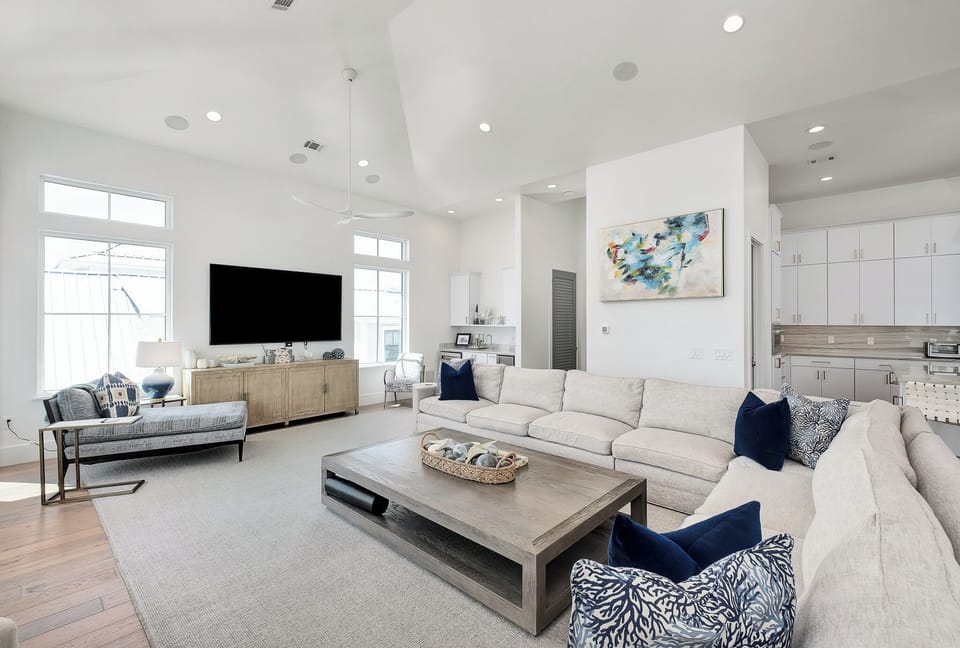 3rd Floor Living area