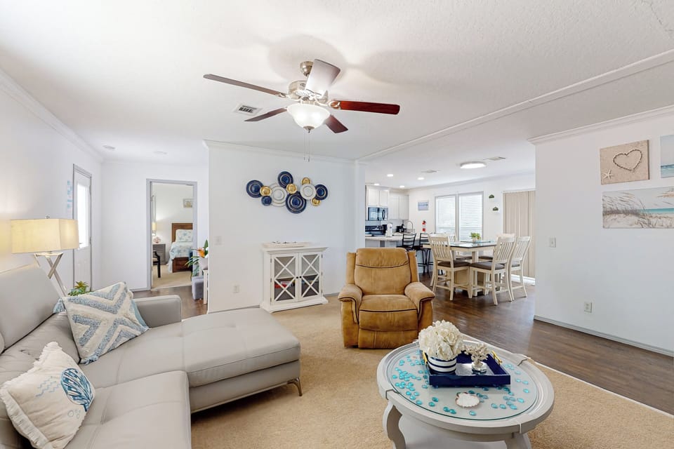 House (3 Bedrooms) | Front of property