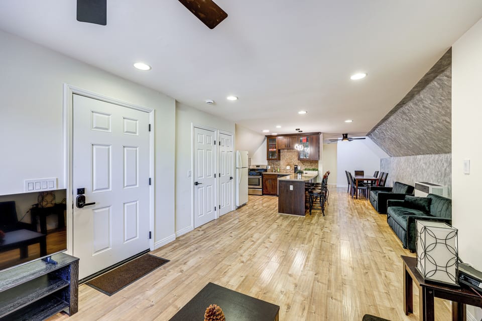 House (2 Bedrooms) | Interior