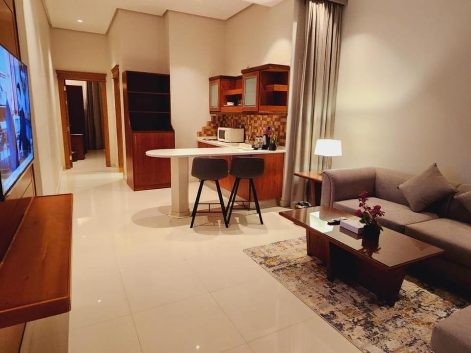 Junior Suite | Living area