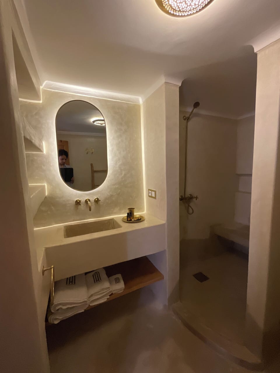 Family Duplex, 1 Queen Bed with Sofa bed, Courtyard View | Bathroom | Shower, hair dryer, slippers, towels