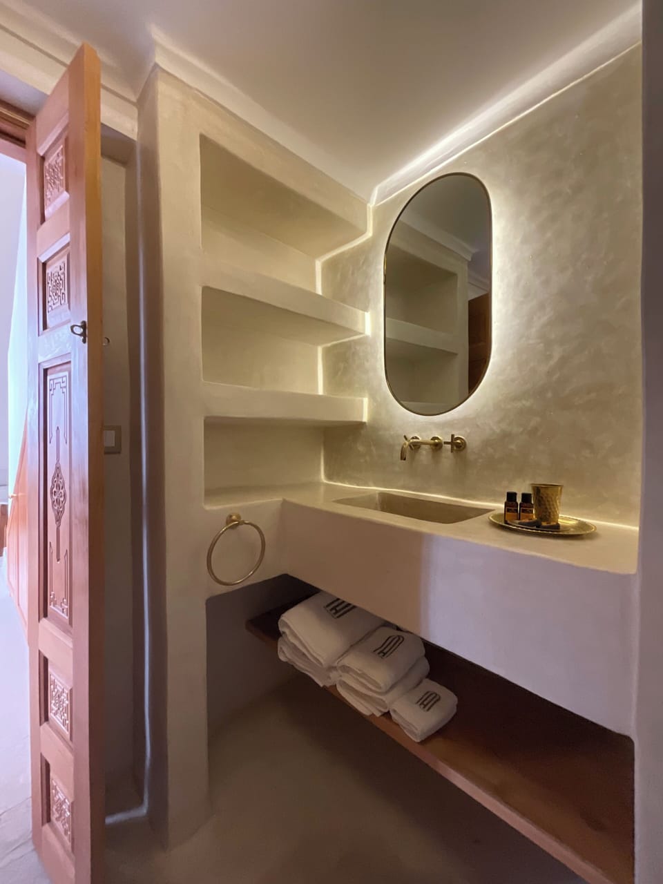 Family Duplex, 1 Queen Bed with Sofa bed, Courtyard View | Bathroom | Shower, hair dryer, slippers, towels