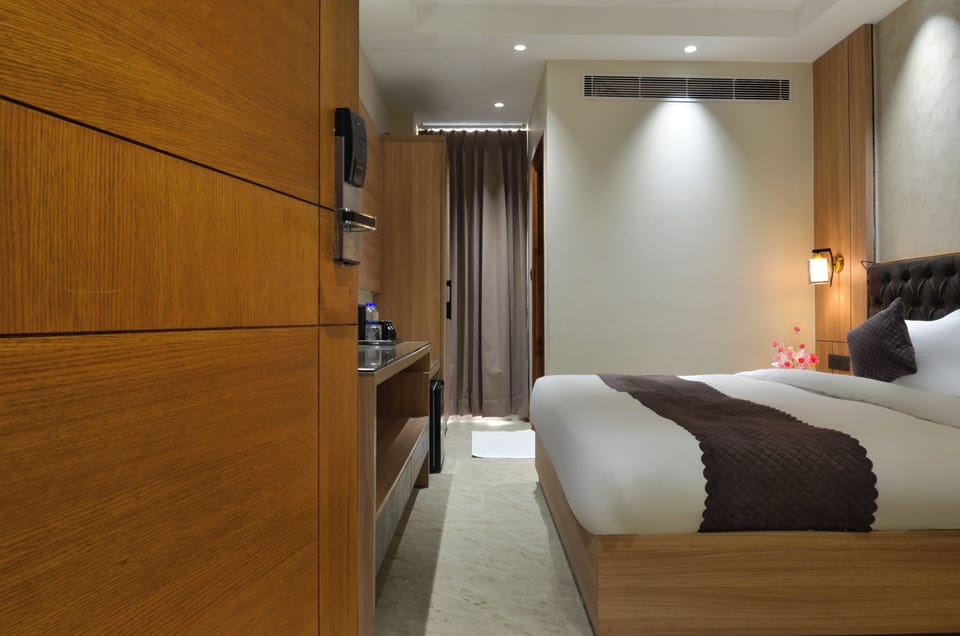 Deluxe Double Room | Free WiFi