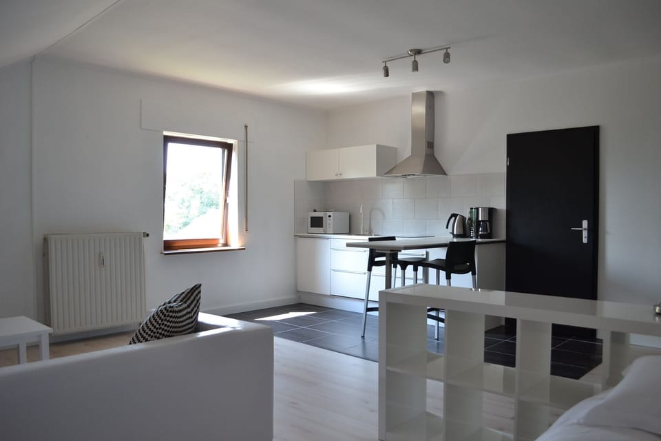 Studio | Living area | TV