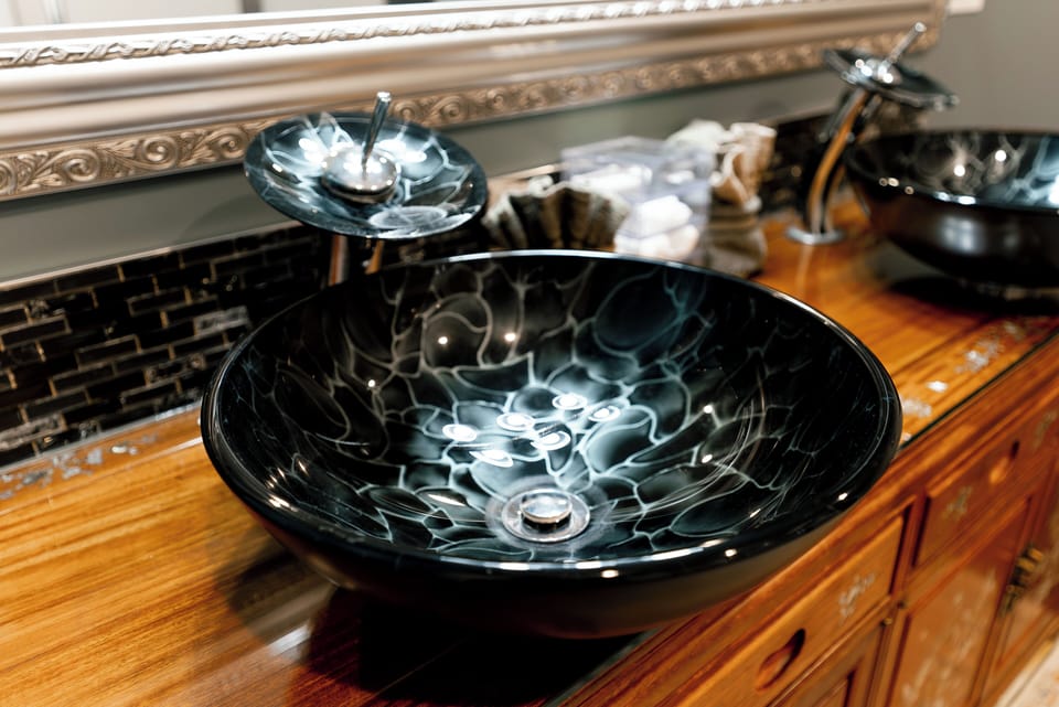 Sunrise Family Suite | Bathroom | Hair dryer, towels, soap, shampoo