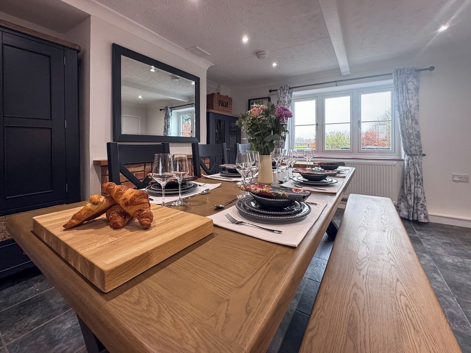 Kitchen/diner | Hill House - Lilac Retreats, King&rsquo;s Lynn