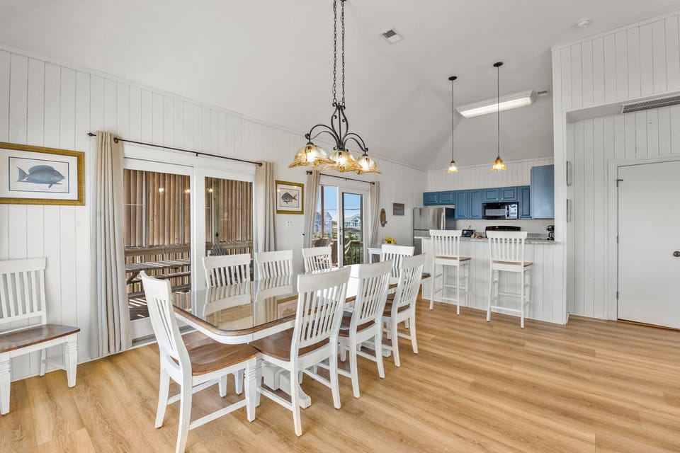 HIWA03: Lands End | Top Level Dining Area Area