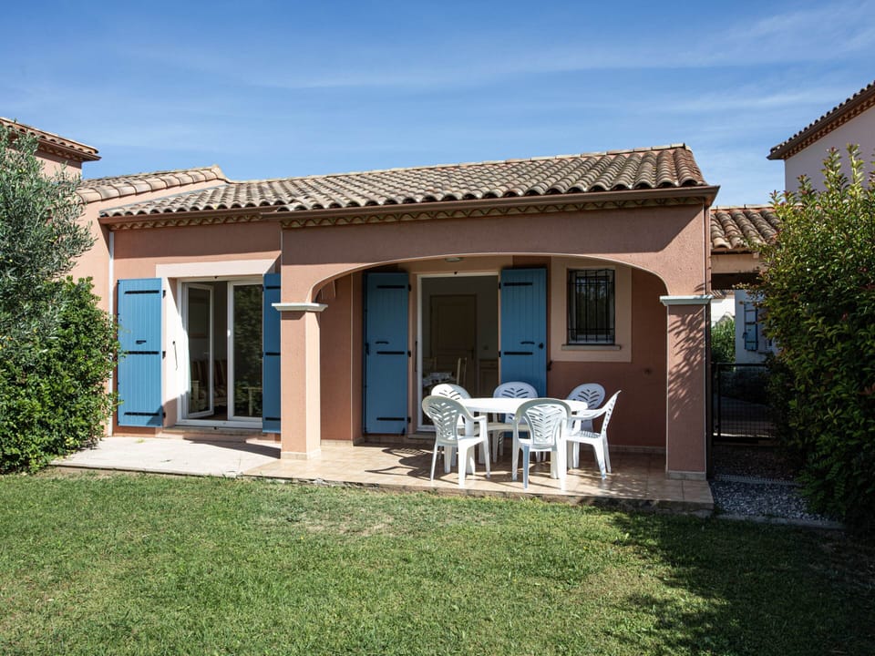 Villa | Exterior