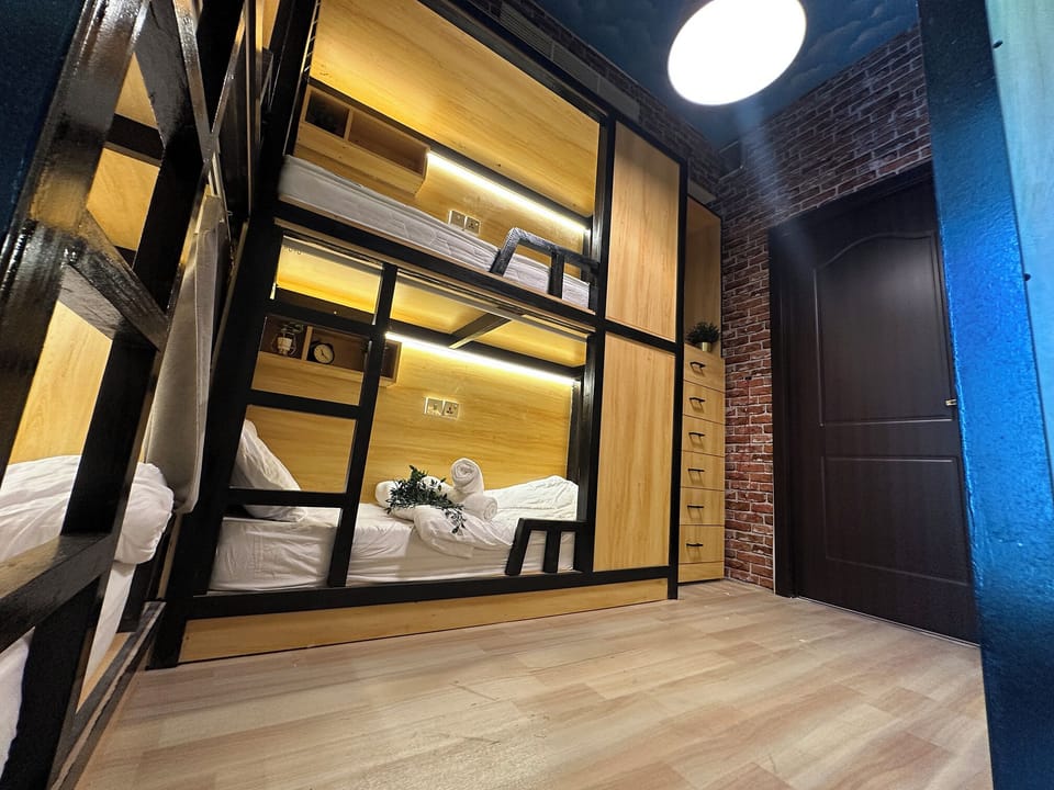 Standard Shared Dormitory, Mixed Dorm, City View | Premium bedding, pillowtop beds, in-room safe, laptop workspace