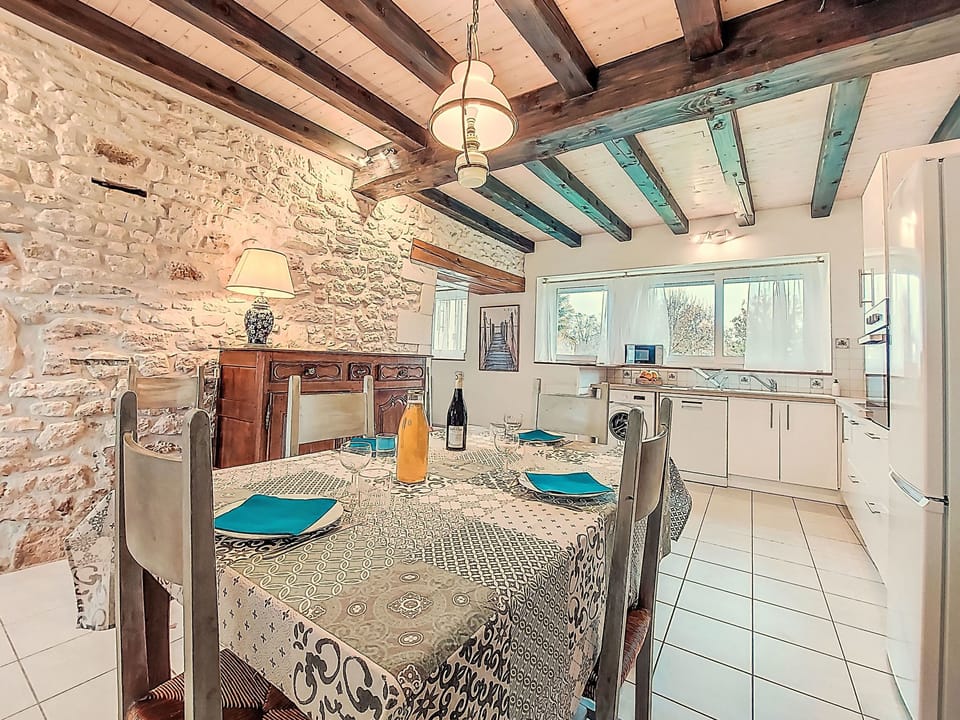 Kitchen / Dining Room