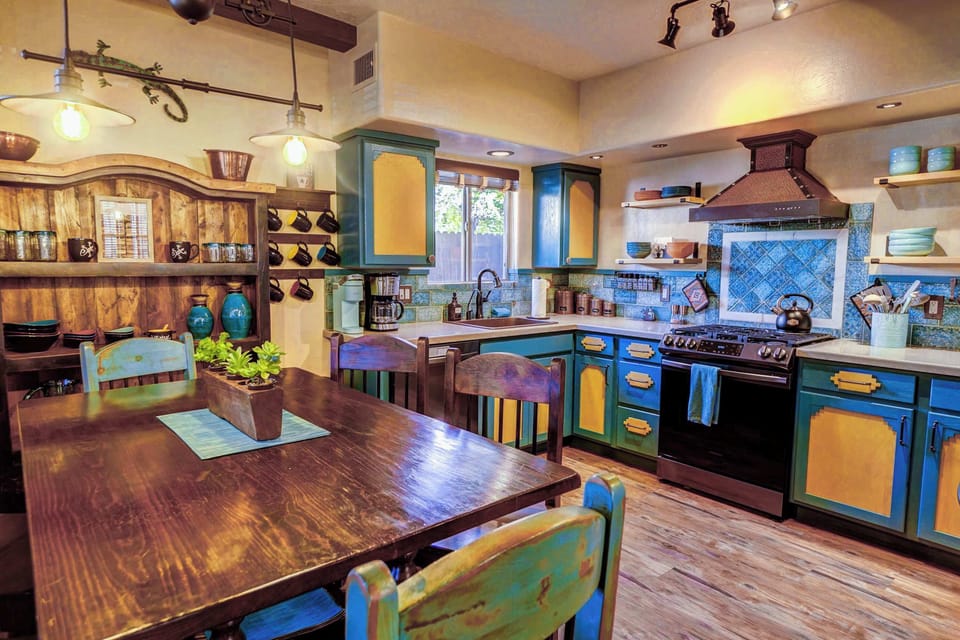 Open concept kitchen, dining room