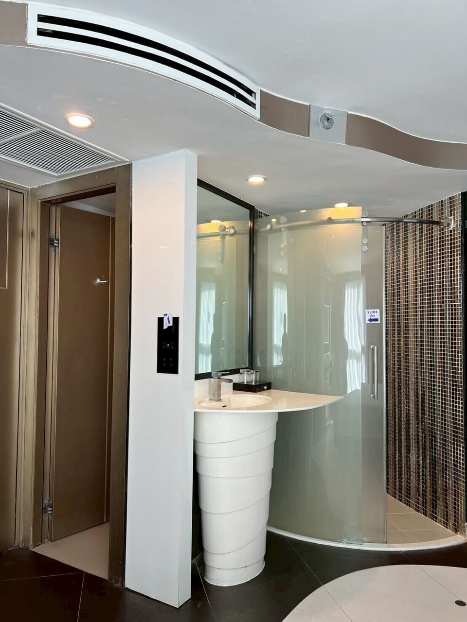 Superior Double Room | Laptop workspace, free WiFi