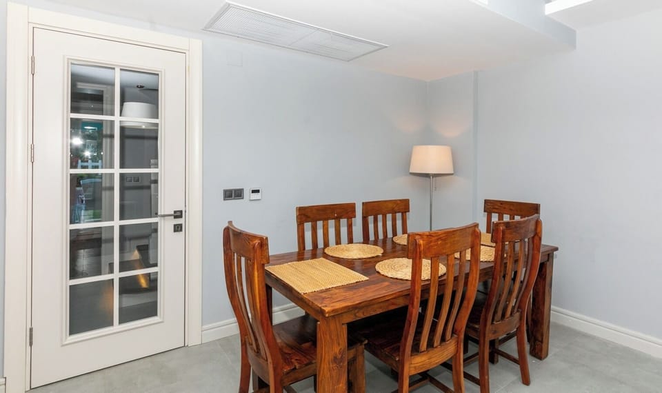 Villa, 3 Bedrooms, Bay View, Sea Facing | Shared kitchen facilities