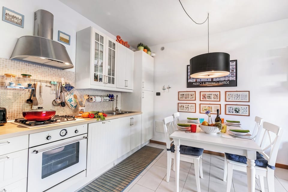Family Apartment, 2 Bedrooms, Terrace (Blu Oltrelago: Leggiuno Lake Maggiore) | Private kitchen