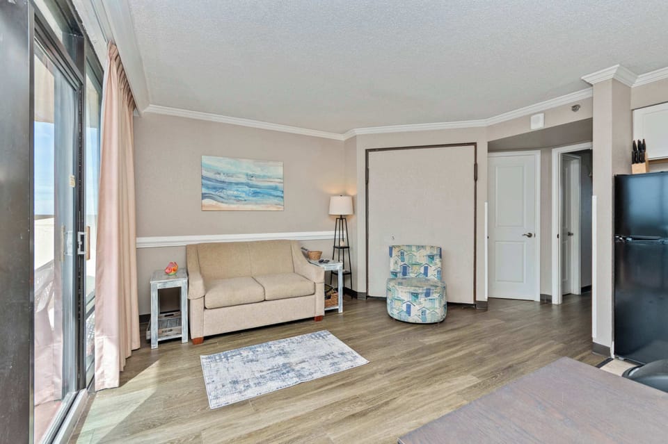 Enjoy downtime with soft lighting, stylish decor, and plush furnishings.