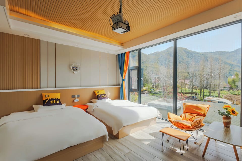 Deluxe Double or Twin Room, Hill View | Premium bedding, down comforters, individually decorated