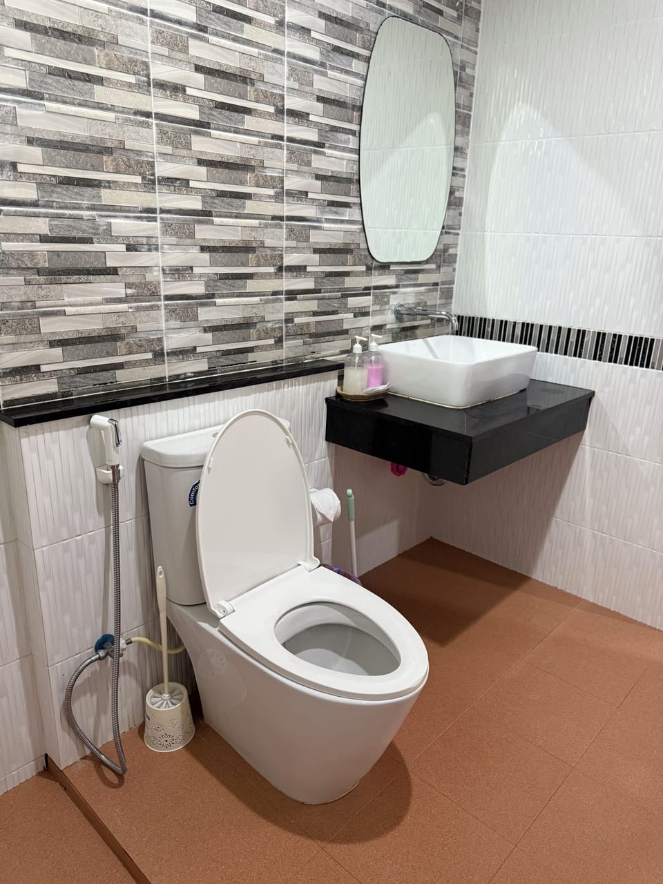 Comfort Room, Garden View | Bathroom | Slippers