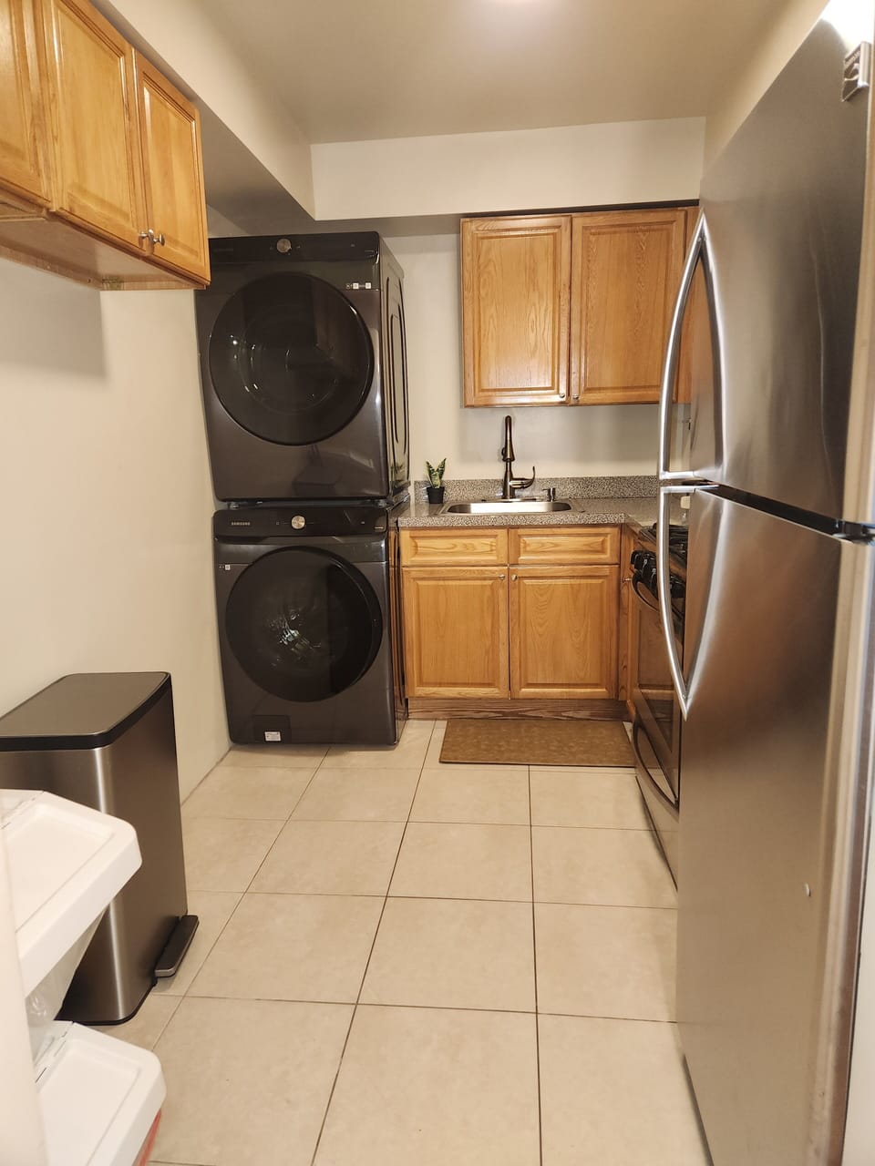 Kitchen/Laundry