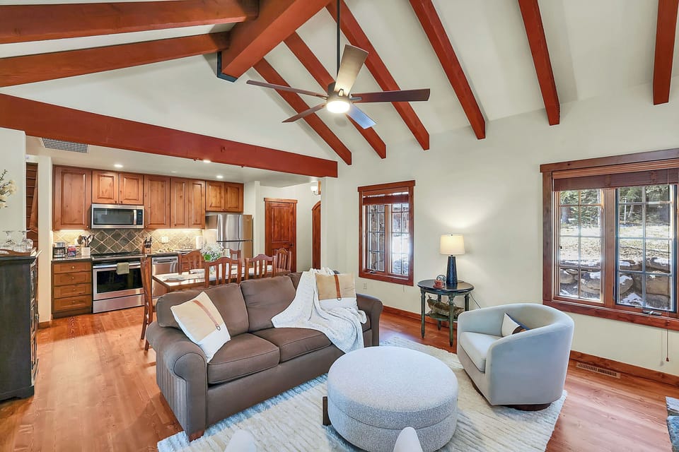 True basecamp living—no shuttle, no long walk in ski boots, just a short glide between cottage and lift. This queen sofa sleeper adds a cozy extra space for additional guests