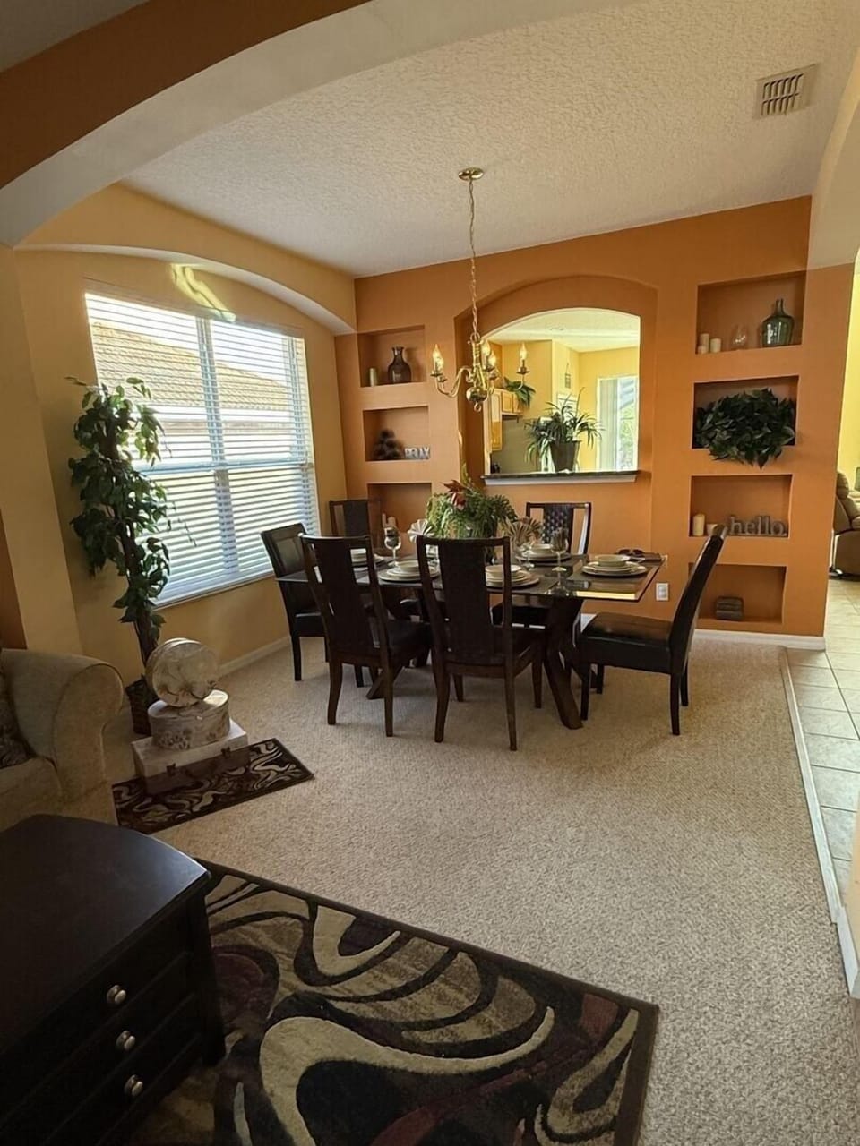 House, 6 Bedrooms | Dining