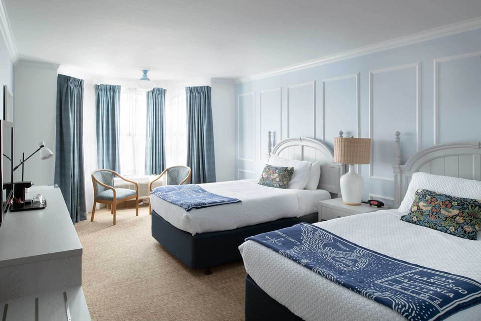 Standard Double Room | Hypo-allergenic bedding, Tempur-Pedic beds, in-room safe