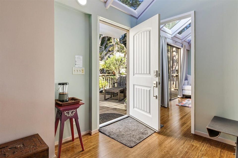 Entrance Foyer