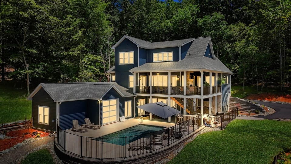 Sunset Pointe Estate