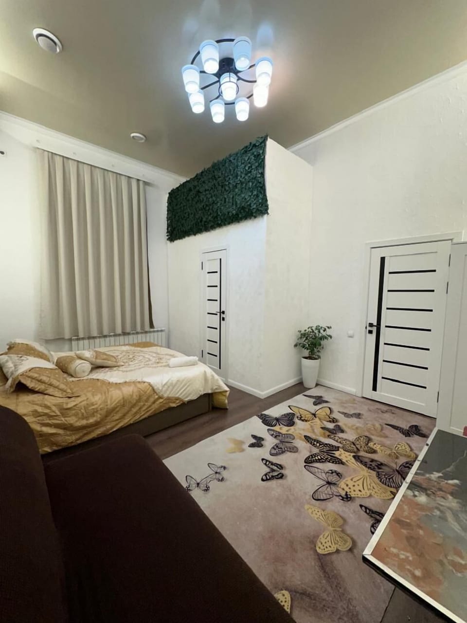 Luxury Double or Twin Room | Desk, iron/ironing board, free WiFi