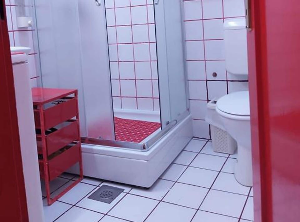 Apartment (Apartment Ilica - Studio Apartment) | Bathroom | Shower, towels