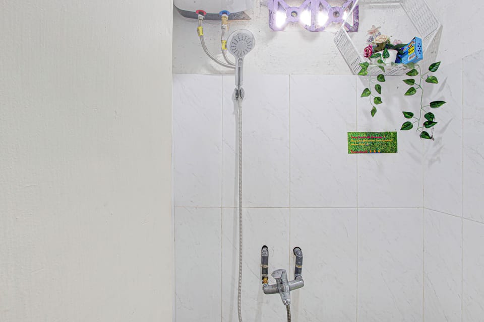 Deluxe Double Room | Bathroom