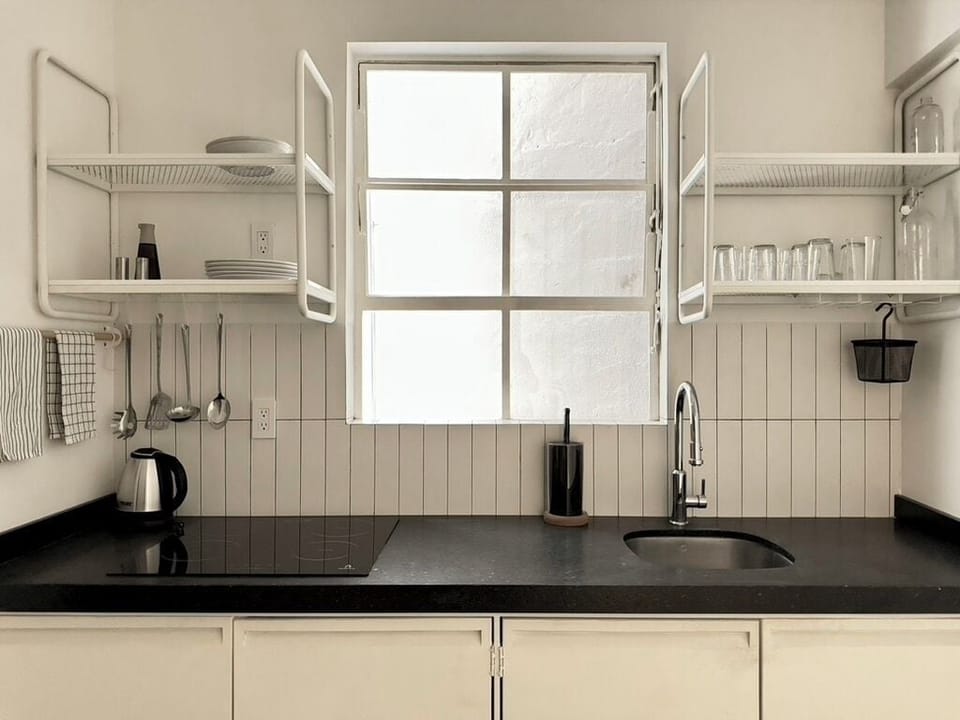 Apt 102 | Private kitchen