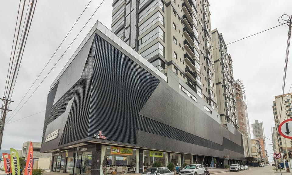 Basic Apartment | Exterior