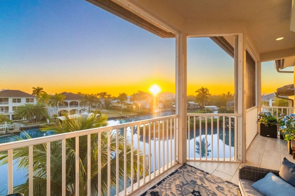 Bayfront balcony perfect for morning coffee and quiet moments